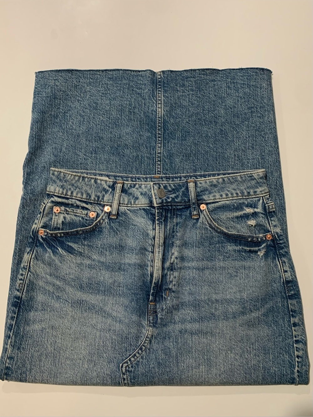 GAP Light Blue Wash Denim Pencil Skirt, Raw Hem Front Slit Western Boho Tall 6T - Picture 6 of 16